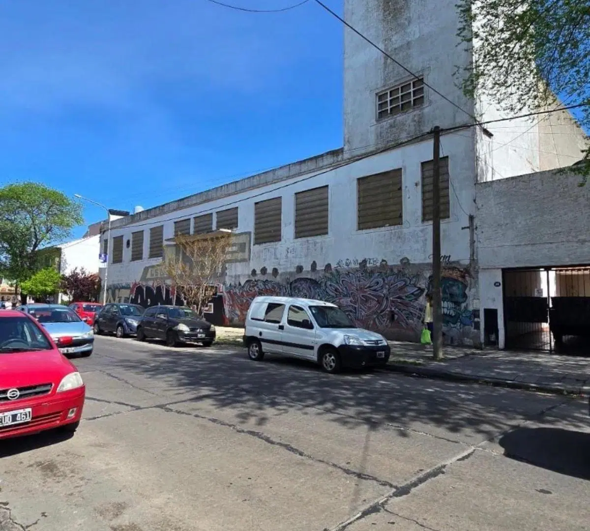 Lote en venta de 4300 m2 en zona de Mar del plata calle Juan B Justo 3