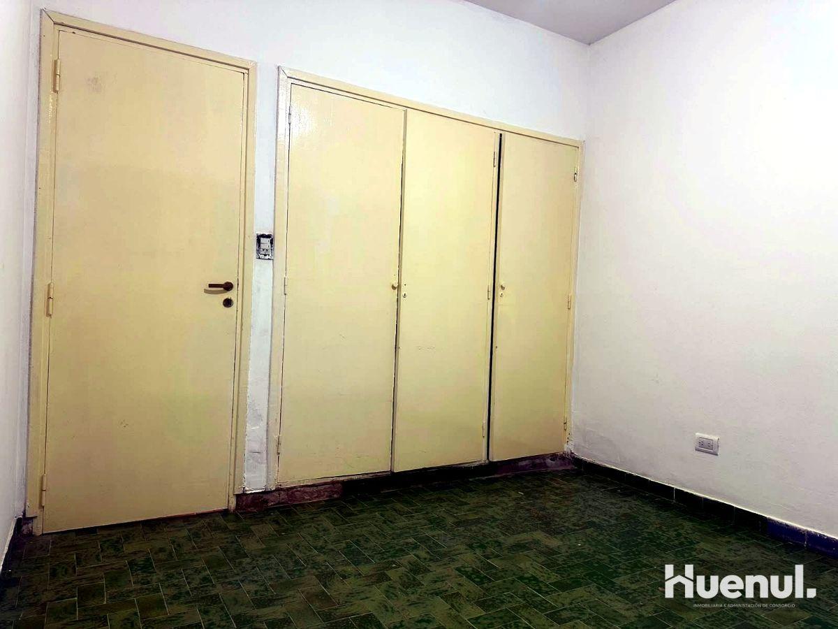 Foto de CHALET EN ALQUILER - AMPLIO GARAGE, PARQUE Y PARRILLA - CASEROS 5729, imagen 5