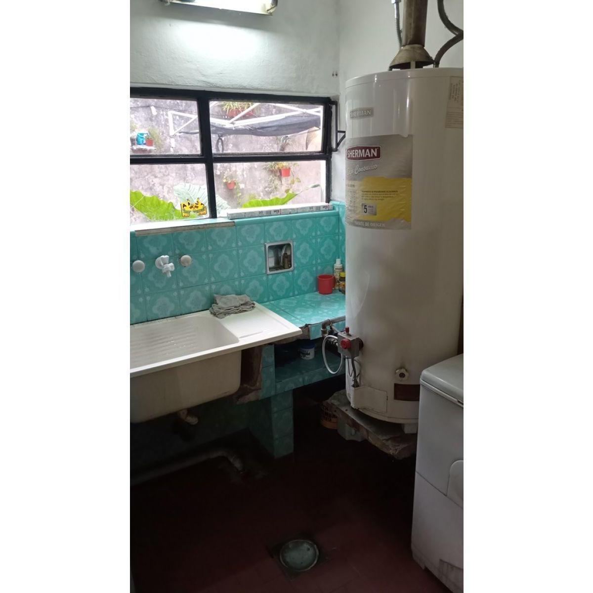 Casa en Venta Villa Lugano 5 Ambientes 2 Baños Garaje Patio Parrilla Balcon Terraza en 2 Plantas 1