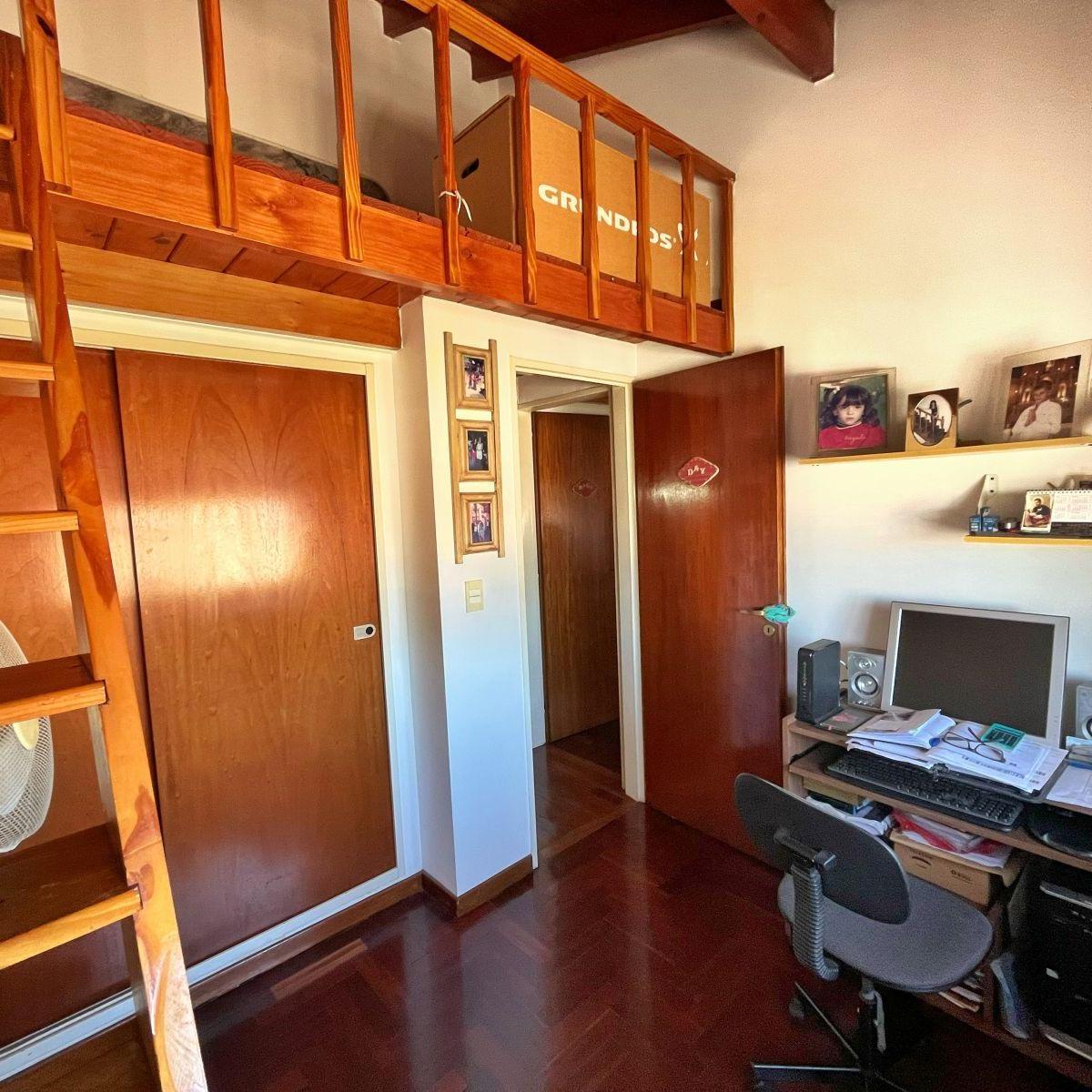 Venta Triplex Sin Expensas / Parque Avellaneda / 5 Ambientes / con Patio / Apto Credito Hipotecario 1