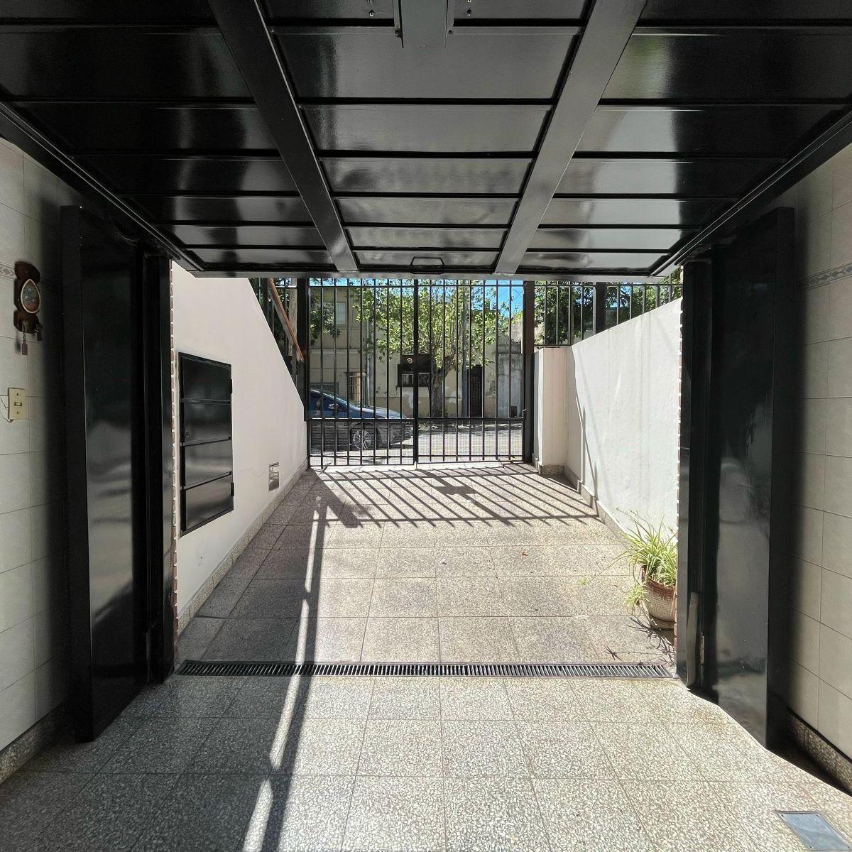 Venta Triplex Sin Expensas / Parque Avellaneda / 5 Ambientes / con Patio / Apto Credito Hipotecario 4