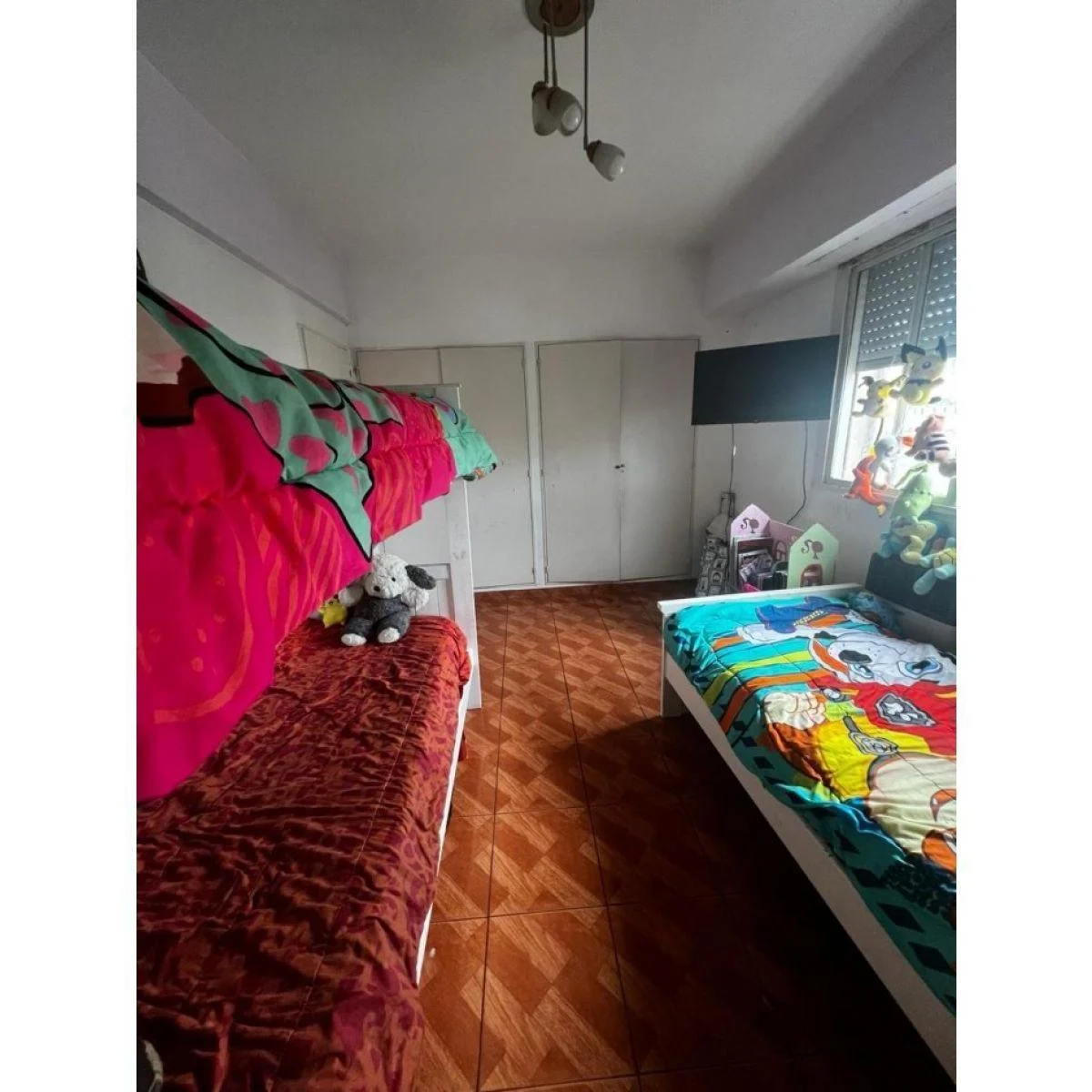 Se Vende un Departamento de 3 Ambientes Al Frente, con Baulera. 3