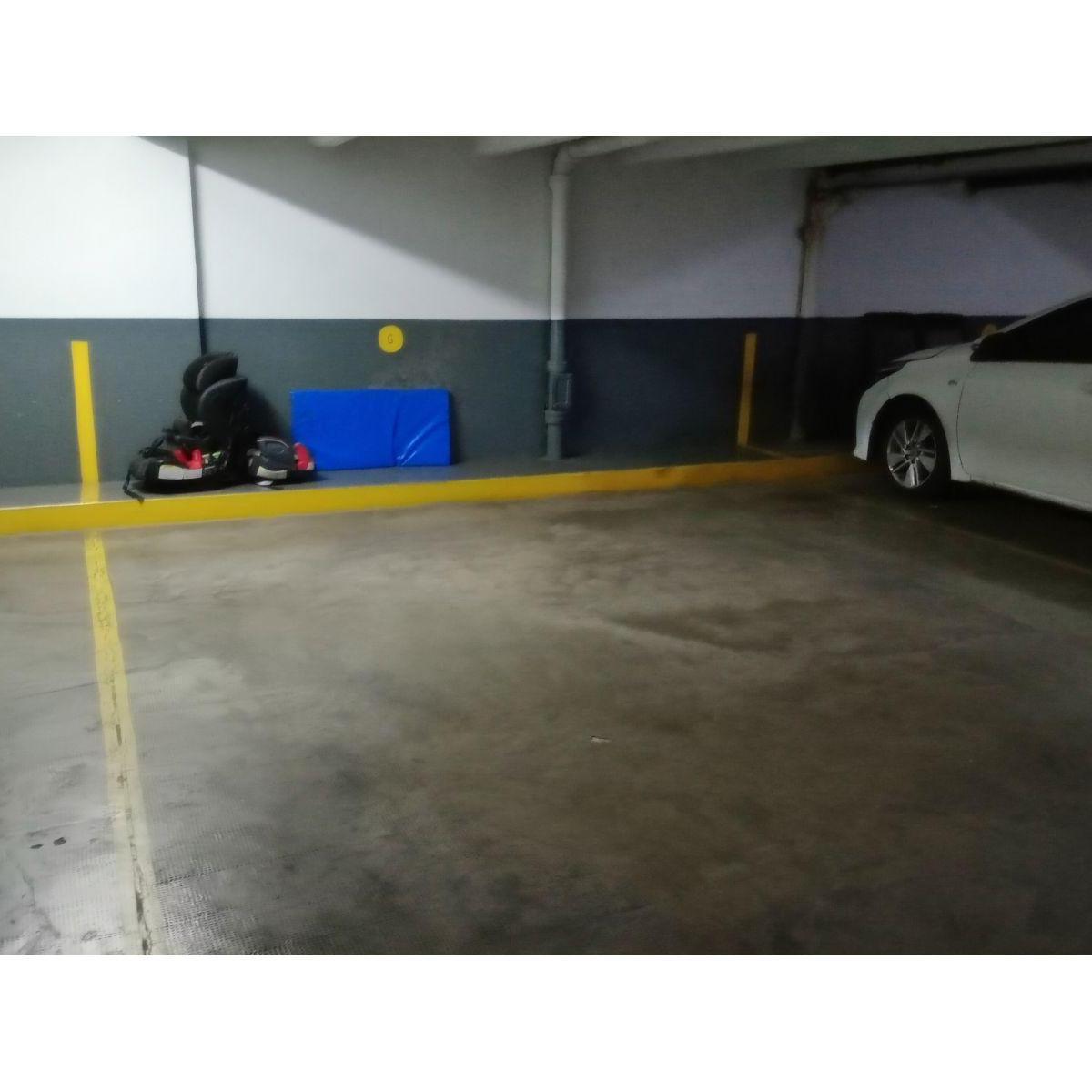 Venta Departamento 3 Dorm. Mas Hab Servicio, con 2 Cocheras y 2 Balcones 5