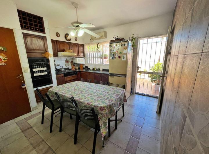 VENTA TRIPLEX SIN EXPENSAS / PARQUE AVELLANEDA / 5 AMBIENTES / CON PATIO / APTO CREDITO HIPOTECARIO 2