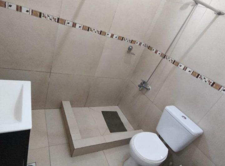 CASA  QUINTA EN ALQUILER EN DOMSELAAR - SAN VICENTE 2