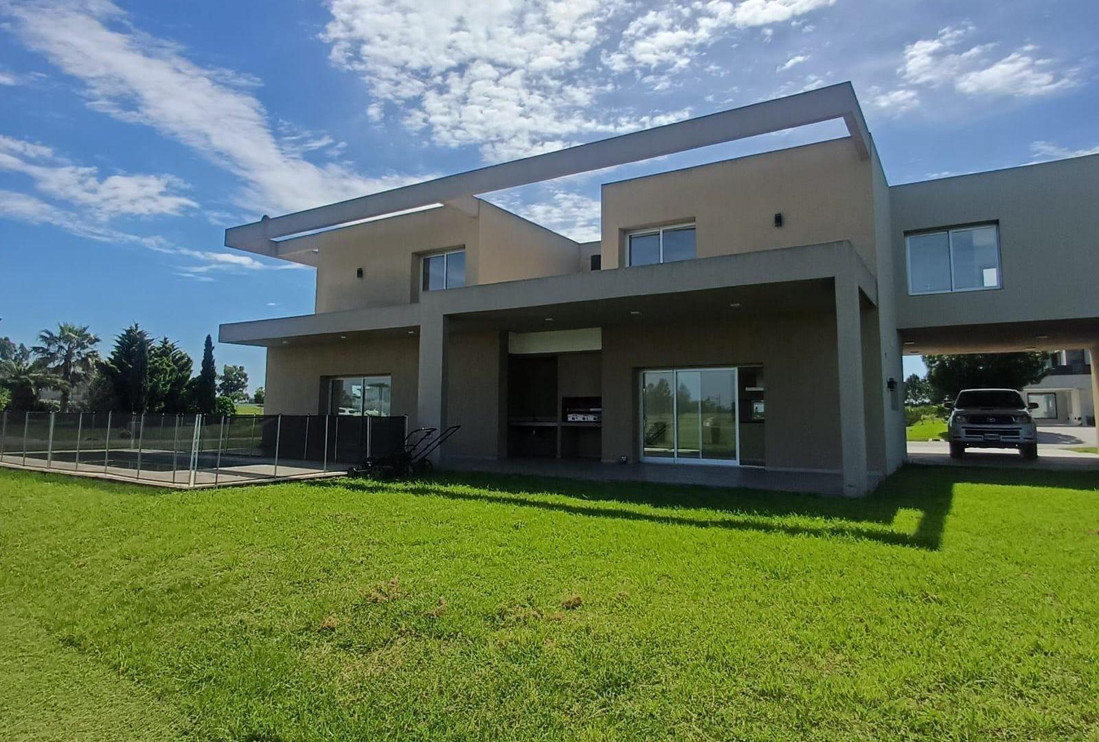 Casa 5 ambientes en La Providencia Resort y Country club, Canning