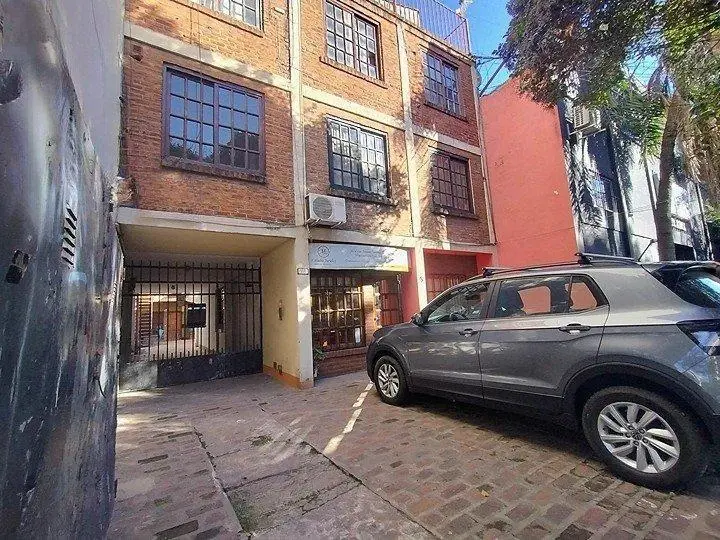 Venta de departamento 3 ambientes con pato privado, Moron .- 3