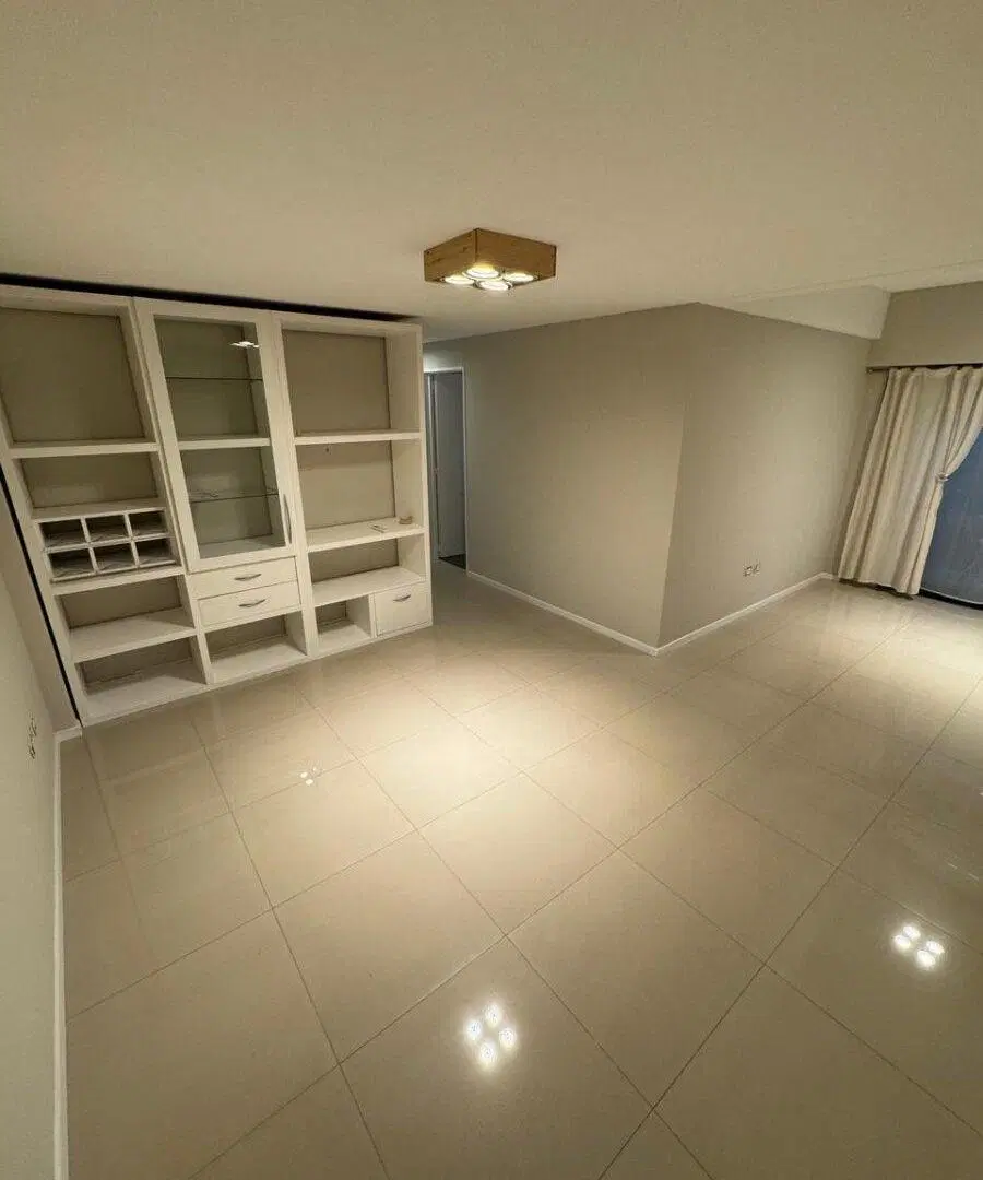 Departamento  en venta en Moron centro 5