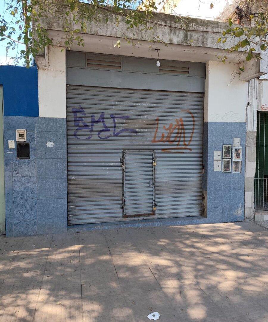 Alquiler de local comercial en B. Rivadavia, Merlo.