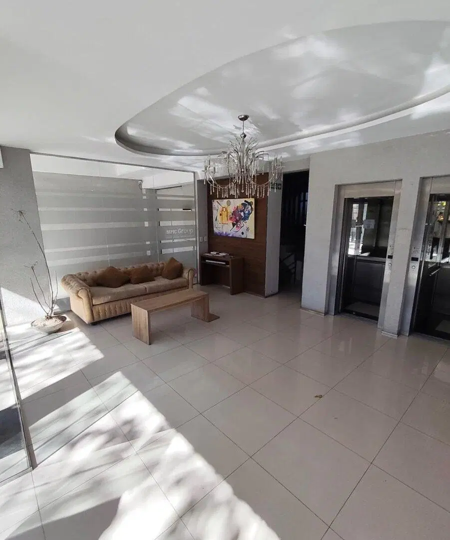 Venta de departamento en Moron 5