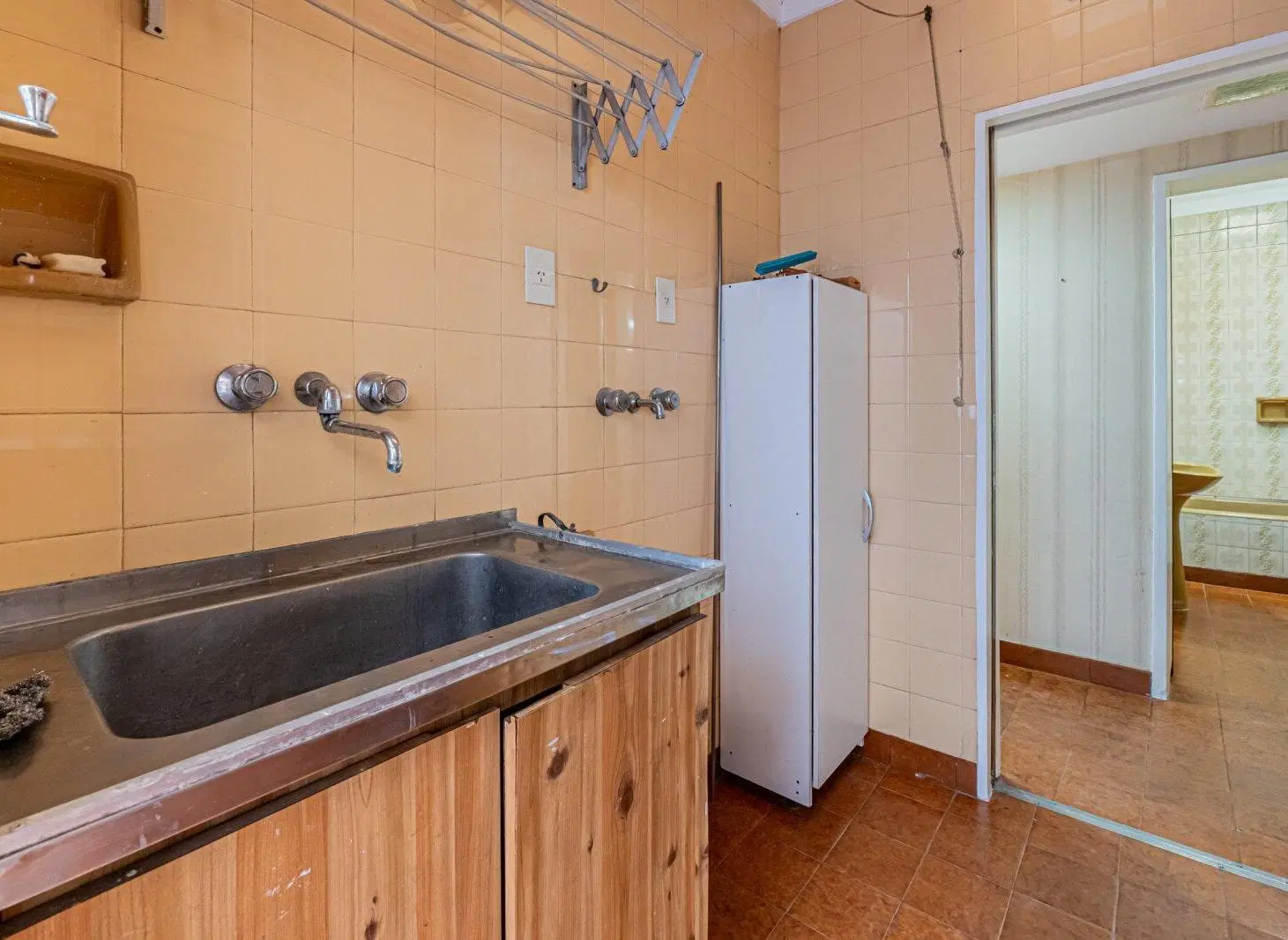 CASA 3 AMBIENTES PATIO GARAGE LAVADERO 2 BAÑOS LOTE PROPIO 3