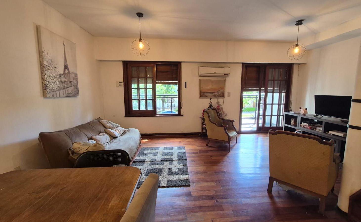 Foto de VILLA DEVOTO | EXCLUSIVO TRÍPLEX CON JARDÍN, TERRAZA Y 3 COCHERAS, imagen 2