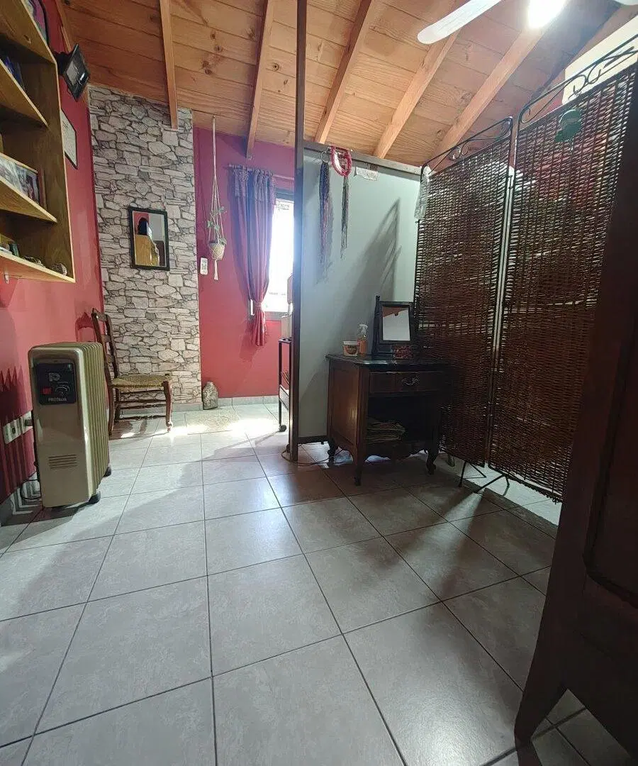 CHALET 5 AMBIENTES CON PILETA! 2