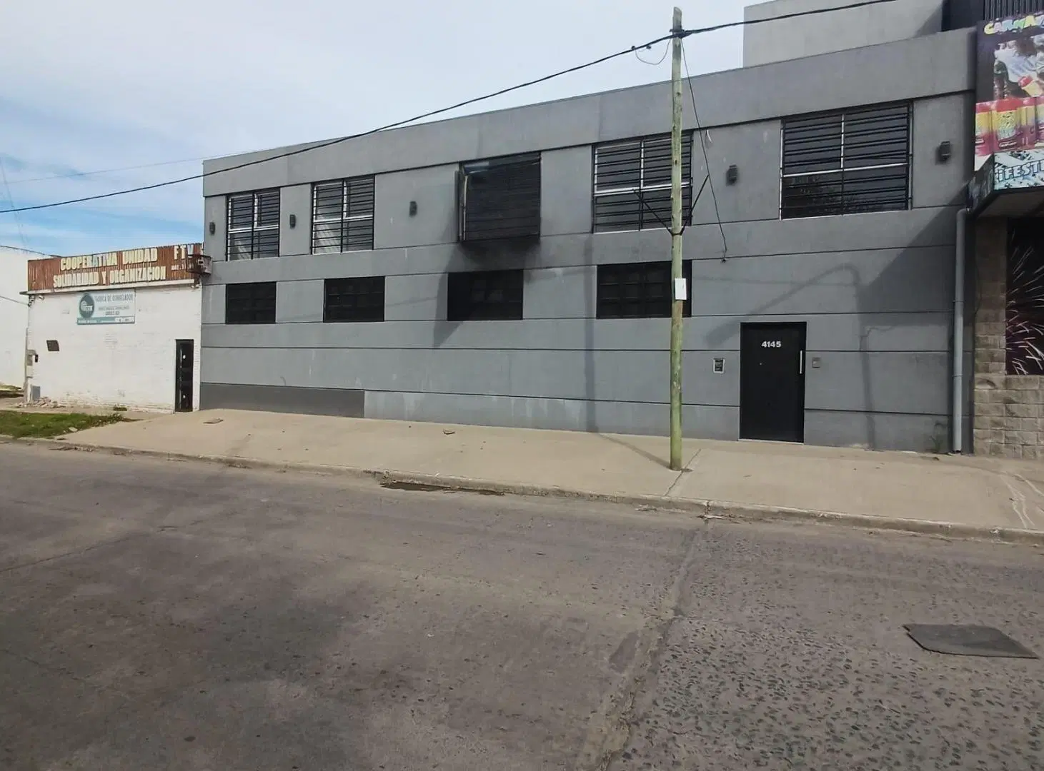 Oficinas con deposito, Gregorio de Laferrere 2