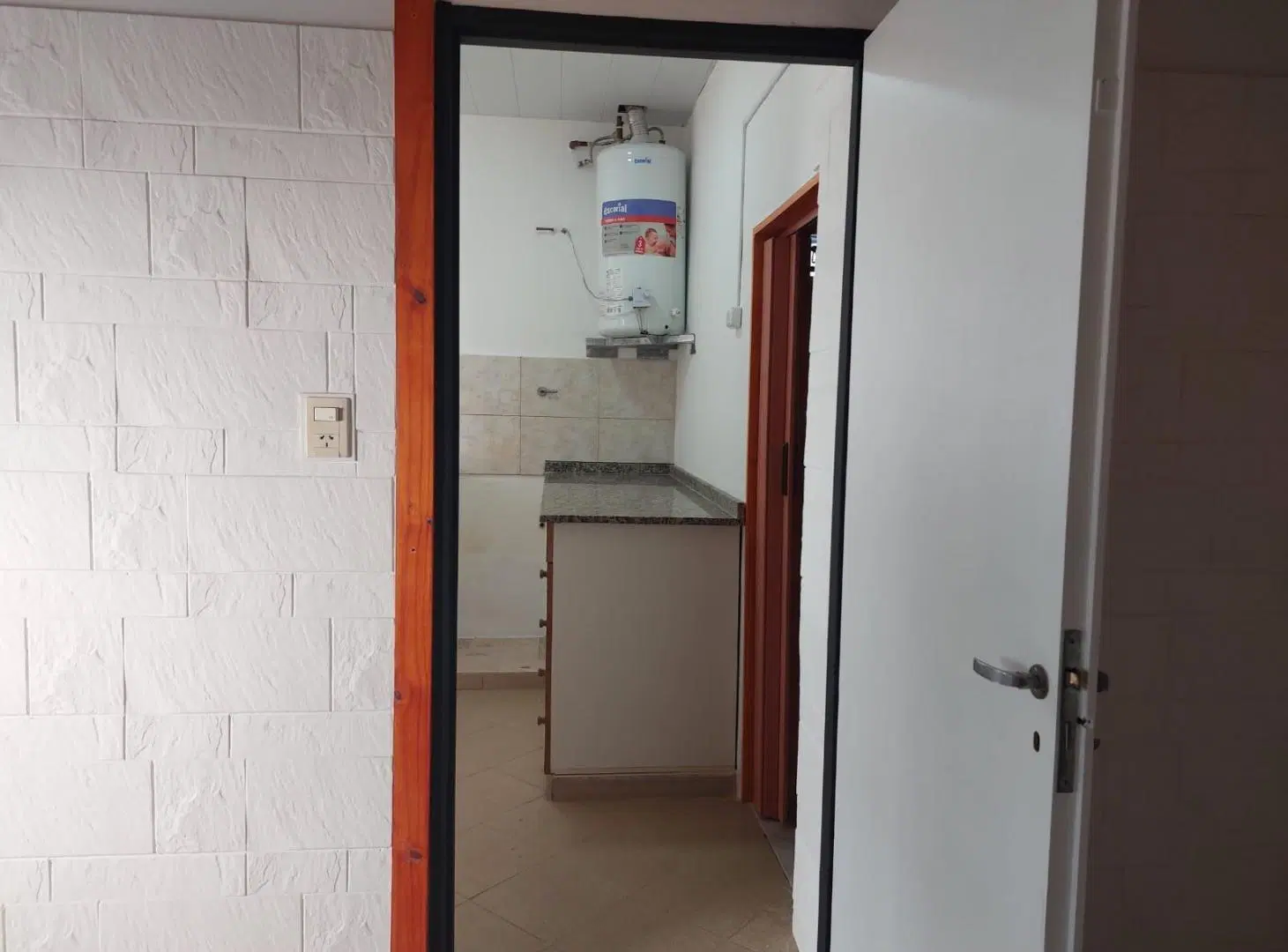 Venta Casa Multifamiliar con Renta 5