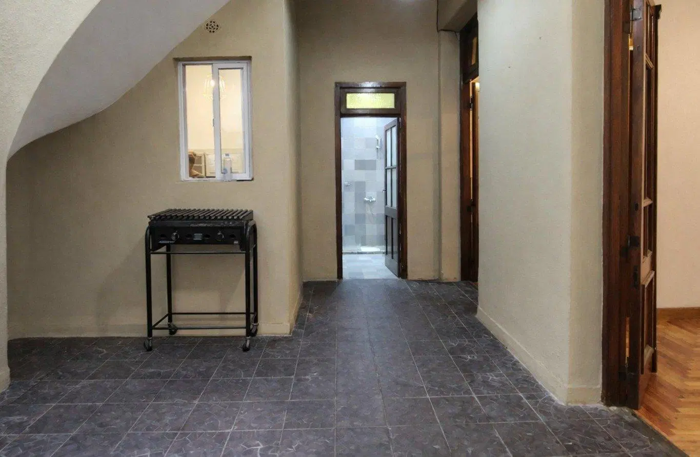 PH de 3 ambientes frente al Parque Chacabuco - Refaccionado y con patio interno - APTO CRÉDITO 5