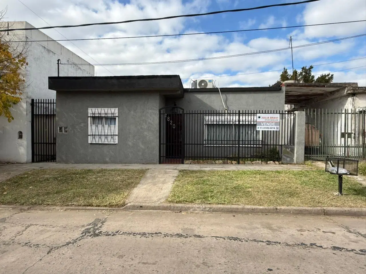 Venta Casa americana de 4 ambientes en Moron Sur 2