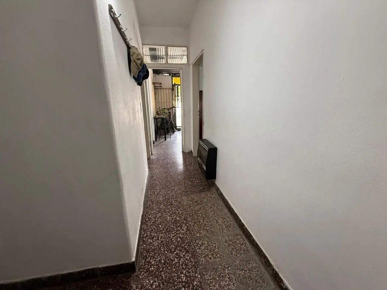Venta Casa americana de 4 ambientes en Moron Sur 3