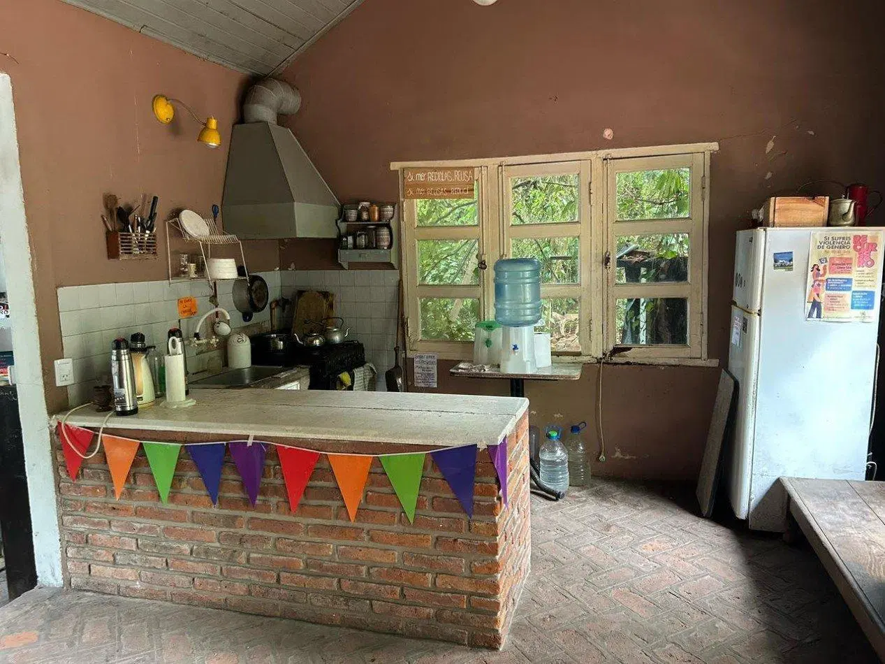 Casa con amplio terreno en Punta Indio 3