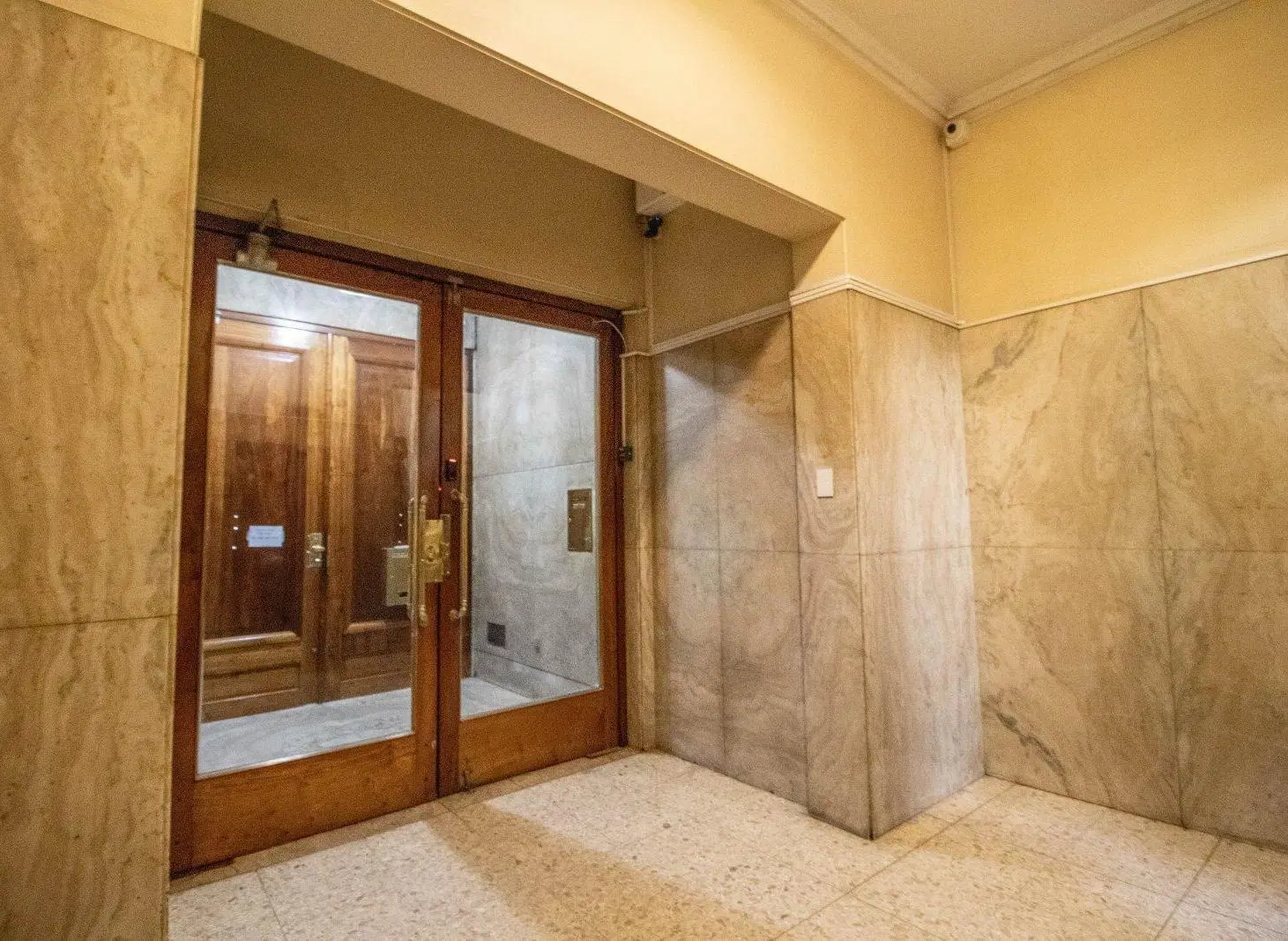 Departamento 2 Ambientes con Balcón francés - Oportunidad - Congreso - Tiene también otro lavadero c 2