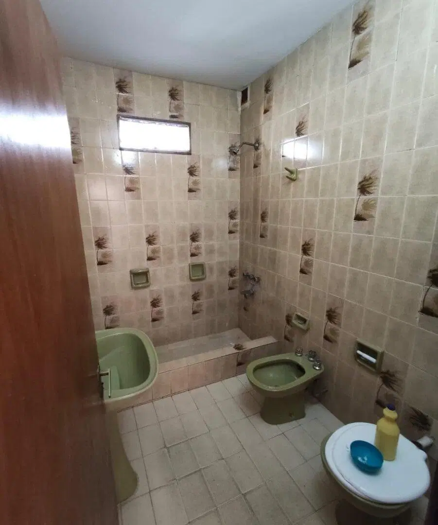 Casa en venta en Castelar 3