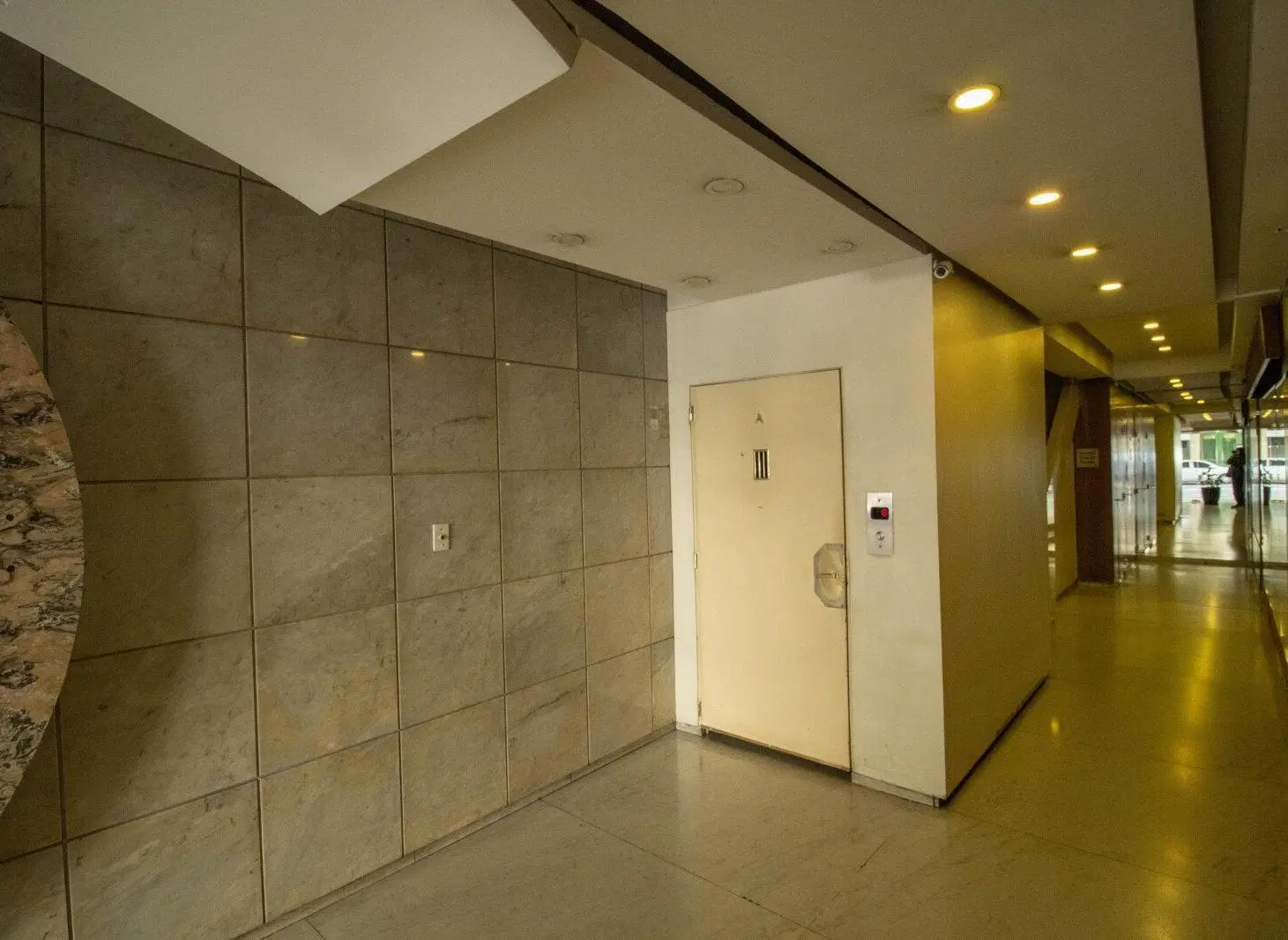 Semipiso 4 Ambientes con Balcón corrido y Dependencia - Luminoso - Apto profesional - 127m² - Barrio 5