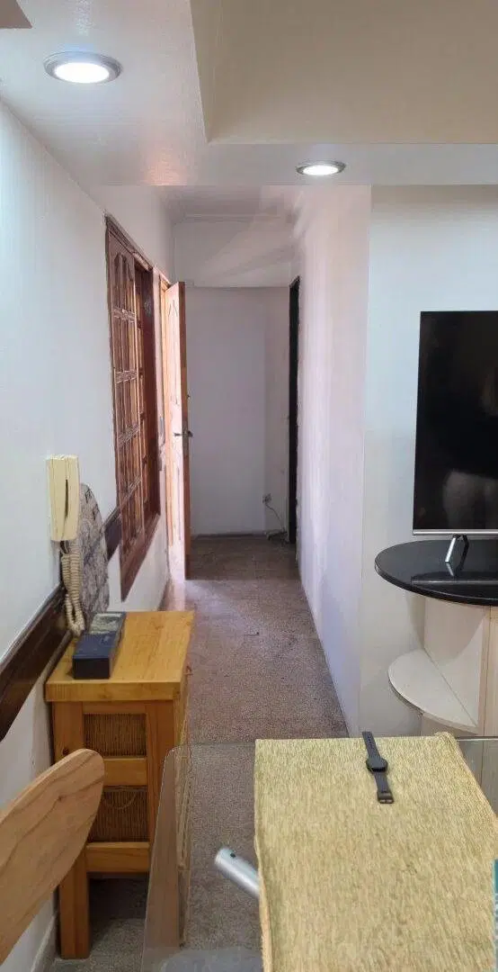 ALQUILER: Hermoso Chalet Dividido en Departamentos - ISIDRO CASANOVA 2