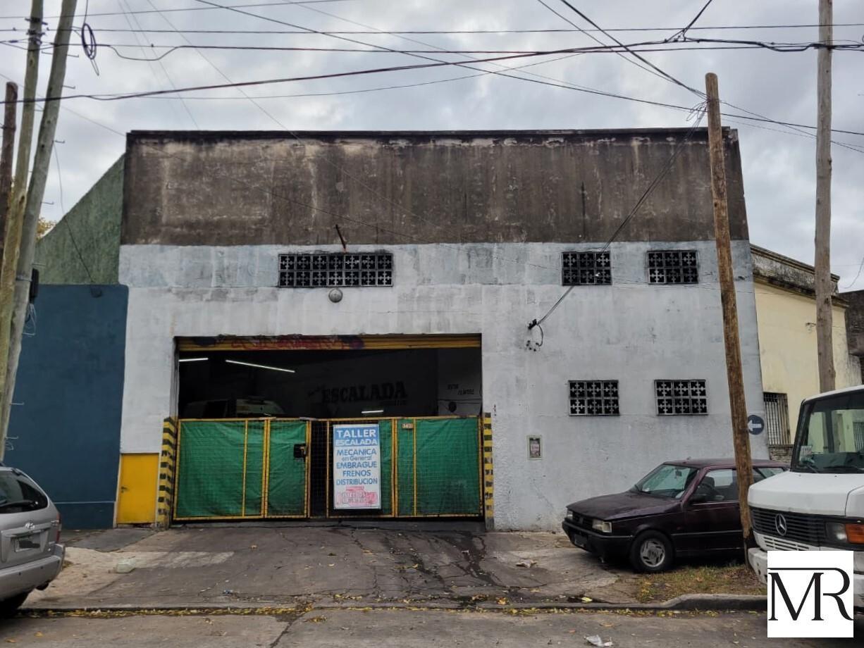 Galpon, Nave Industrial, Deposito + Dos Locales Sobre Avenida con doble Acceso, Gran Porton para cam