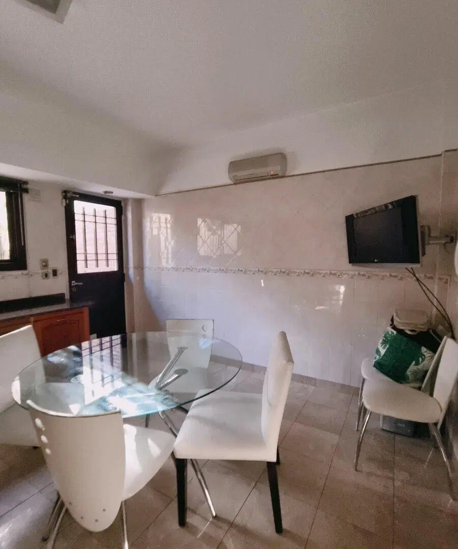 ✨ Triplex de 5 ambientes con terraza, parrilla y cochera en Mataderos ✨ 3
