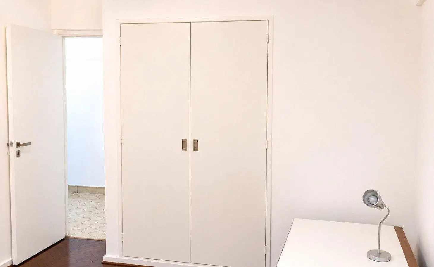 Villa Crespo, Av Corrientes 4800, 5 amb, 120m2, u$s 1.100 + Expensas + Servicios. Contrato minimo 6 2