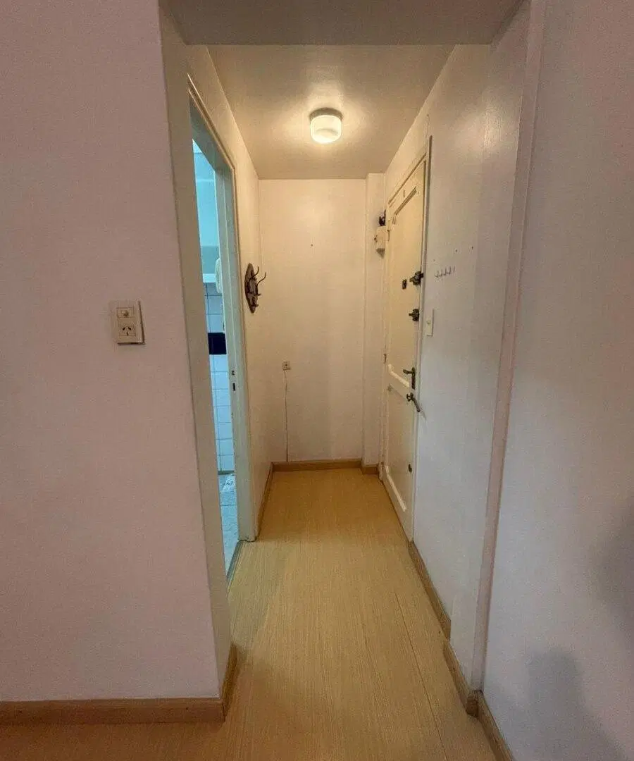 Departamento 2 Ambientes | Edificio Residencial | 1er Piso por escalera 4