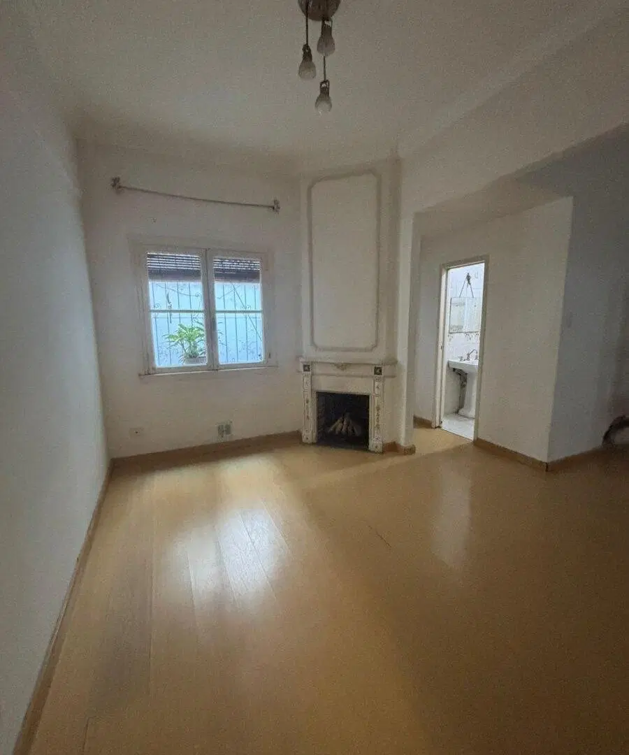 Departamento 2 Ambientes | Edificio Residencial | 1er Piso por escalera 2