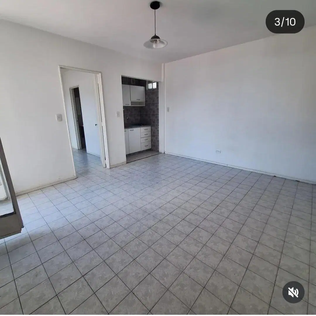VENDO DEPARTAMENTO 2 AMB MORON ESTACION 5
