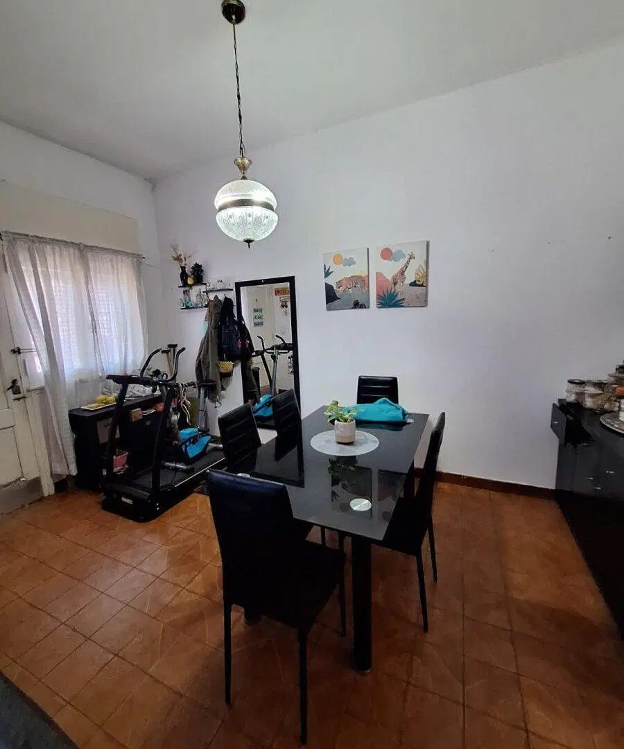 VENDO CASA 5 AMB.VILLA SARMIENTO 5