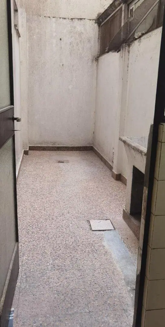 Departamento de 3 ambientes sobre Av Diaz Velez 5