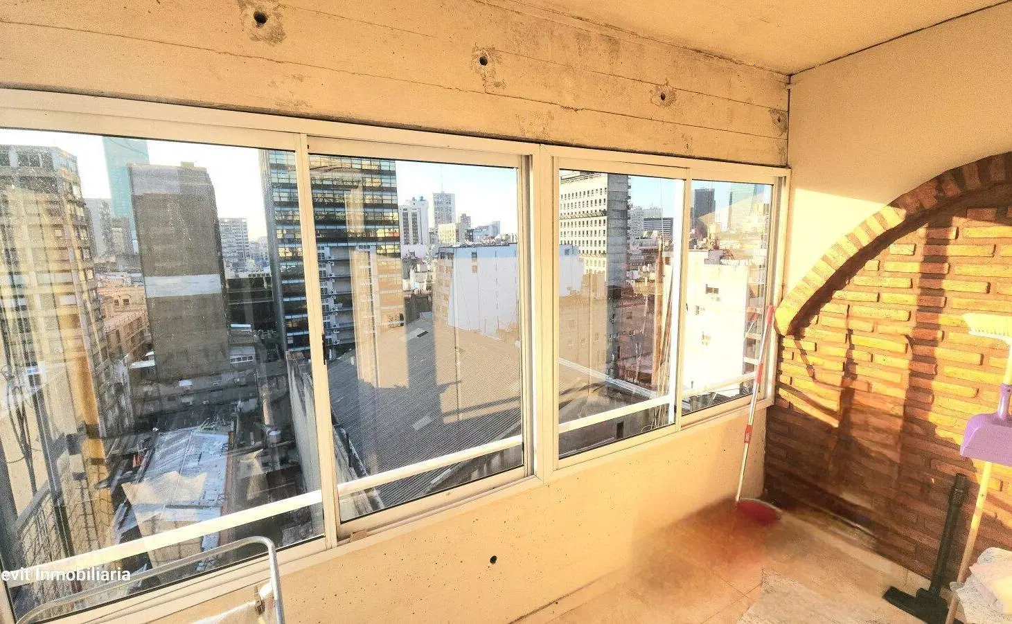 VENTA DPTO 2 AMB. Av. Corrientes 700 - Centro-Vista PANORÁMICA 4