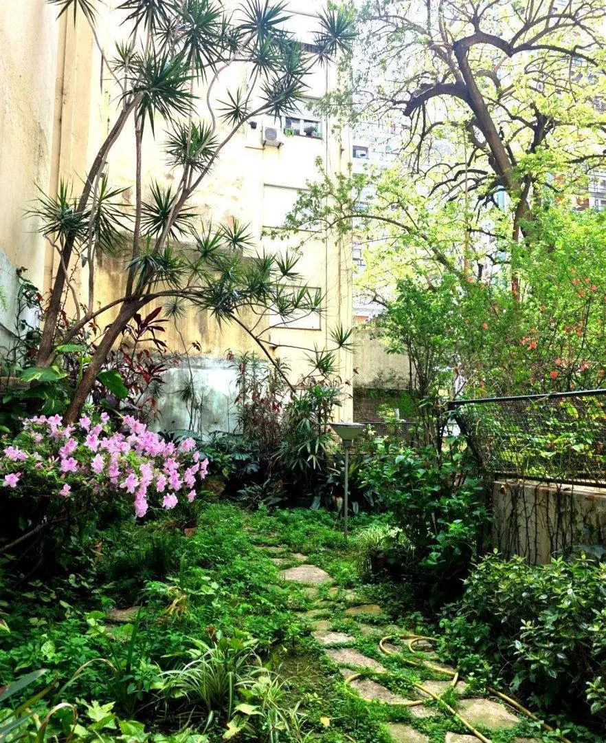 VENTA RETASADO! DPTO Tipo CASA - OASIS en Pleno RECOLETA ÚNICO JARDÍN PRECIO IMBATIBLE! 1