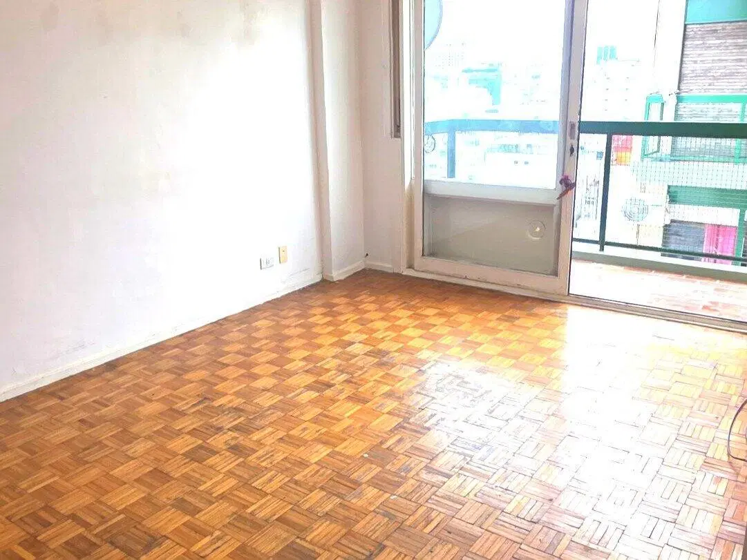 VENTA DPTO 2 Amb. Piso 15° Av. Independencia/UADE 4