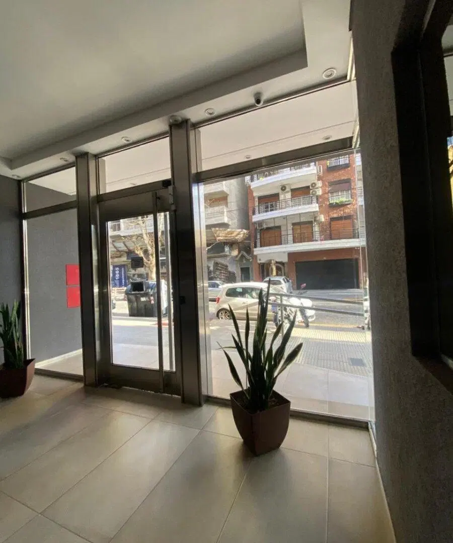 3 AMB bALCÓN c/ 2 cocheras + Bauleras IMPECABLE AMENITIES FULL!!! 5