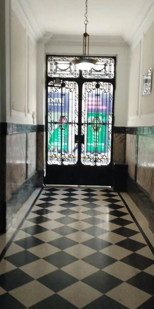 Edificio Ideal Para Su Adaptación a Viviendas / Oficinas 4