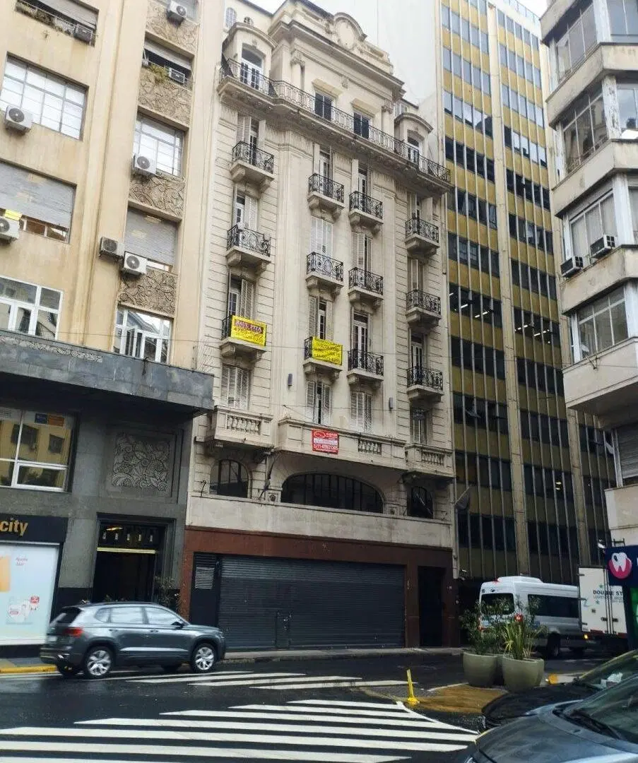 Edificio Ideal Para Su Adaptación a Viviendas / Oficinas 5