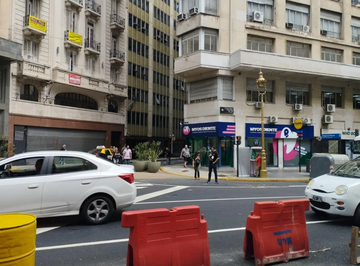 Edificio Ideal Para Su Adaptación a Viviendas / Oficinas 3
