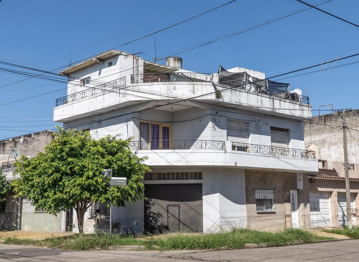 Venta local, vivienda y terraza. Ideal uso mixto. El Palomar 4