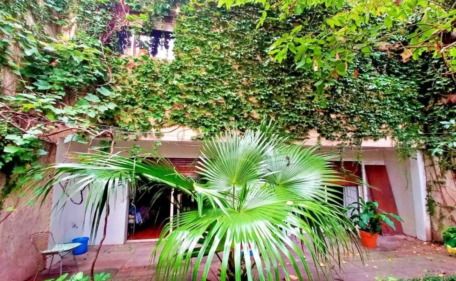 Casa con Jardín, Garaje, Terraza y Parrilla en Villa del Parque 3