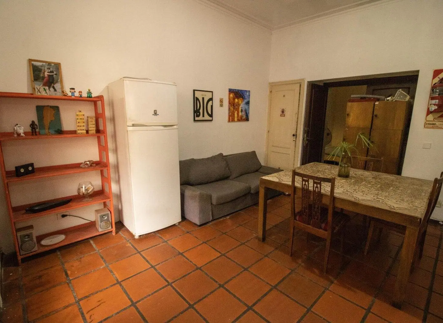 Hermosa Casa 8 Ambientes con Patio y Terraza - 3 Plantas - Destino comercial - 320m² - Colegiales 5
