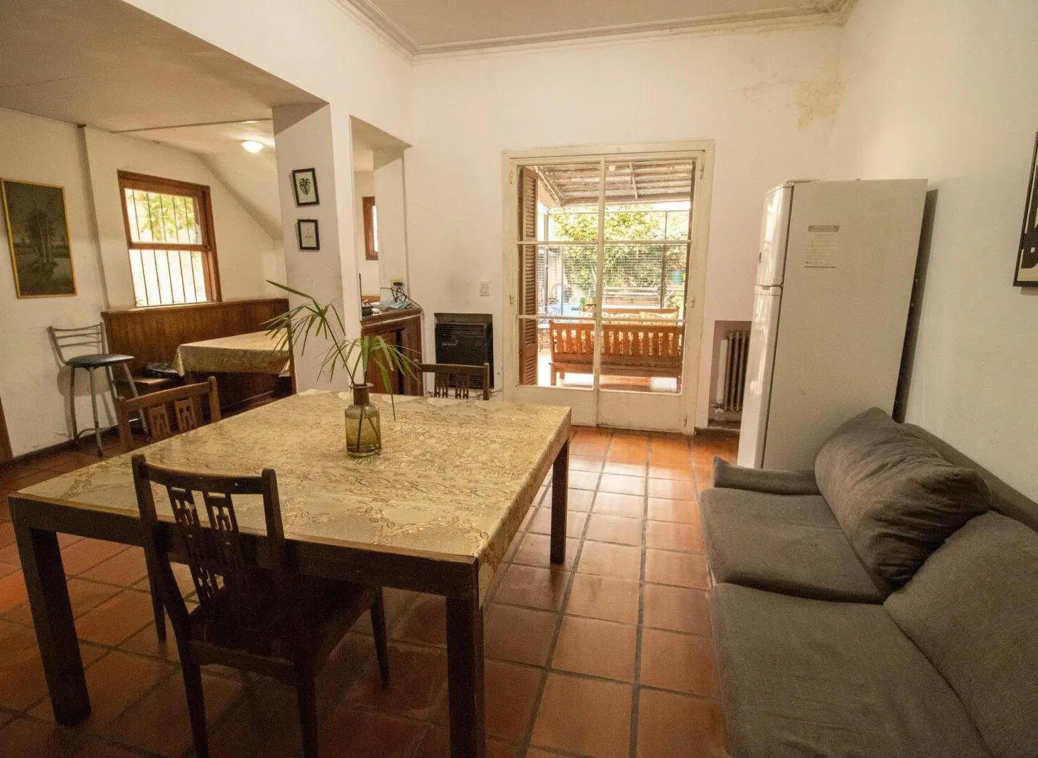 Hermosa Casa 8 Ambientes con Patio y Terraza - 3 Plantas - Destino comercial - 320m² - Colegiales 2