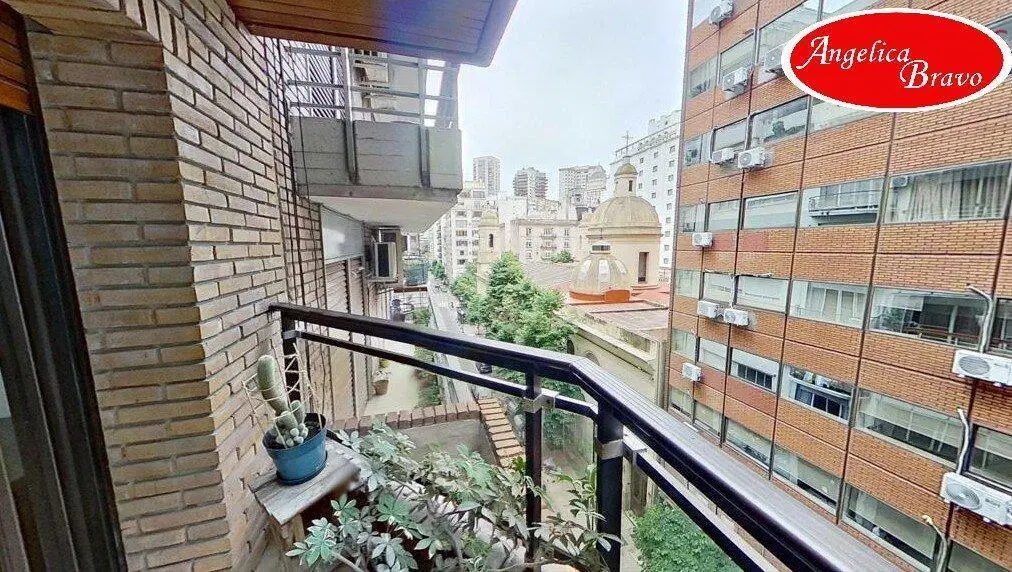Retiro piso 4 ambientes con dependencia de servicio, 2 cocheras y  baulera. 2