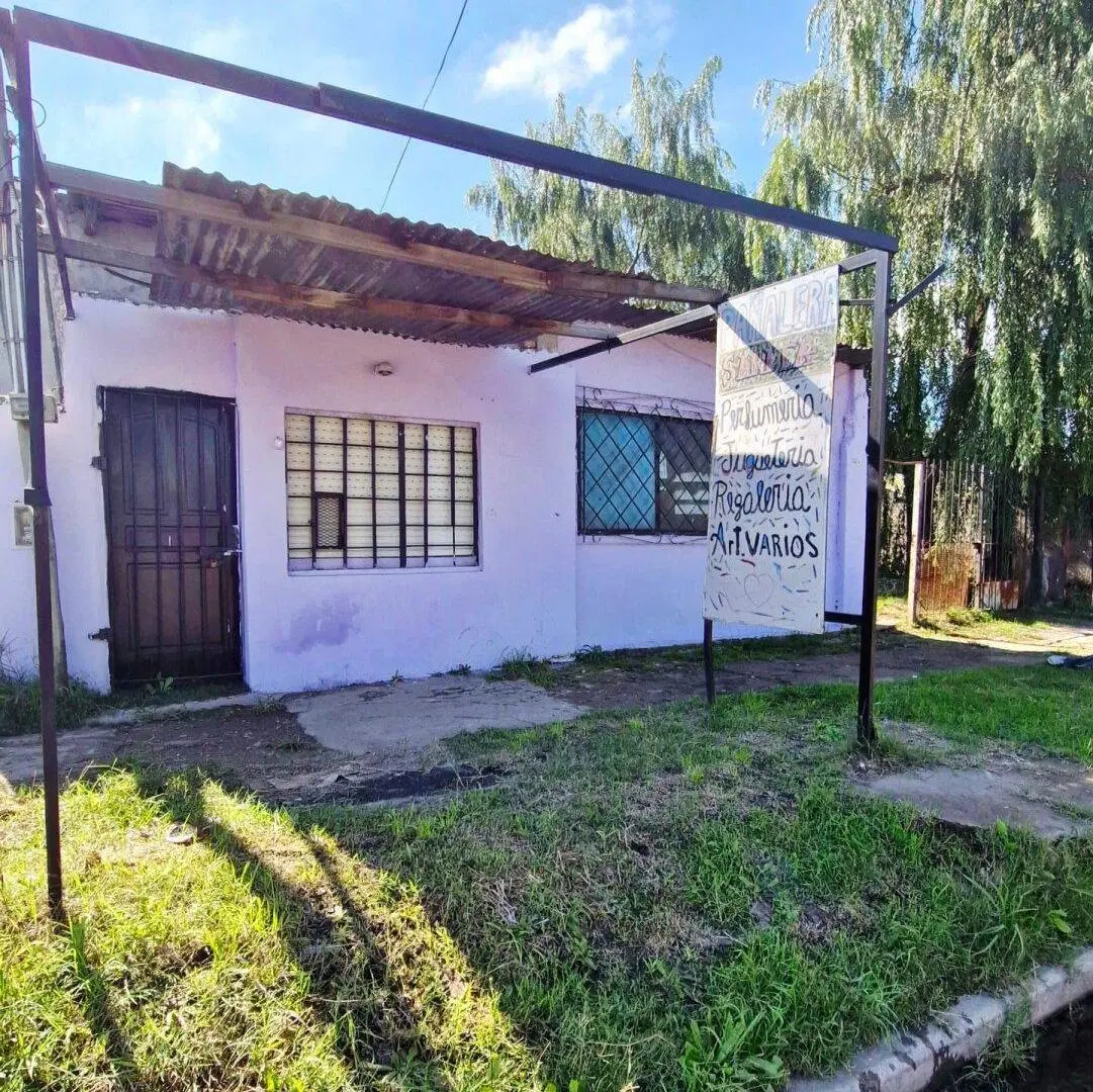 Casa en Venta en Barrio Los Ceibos, G. Catán 3