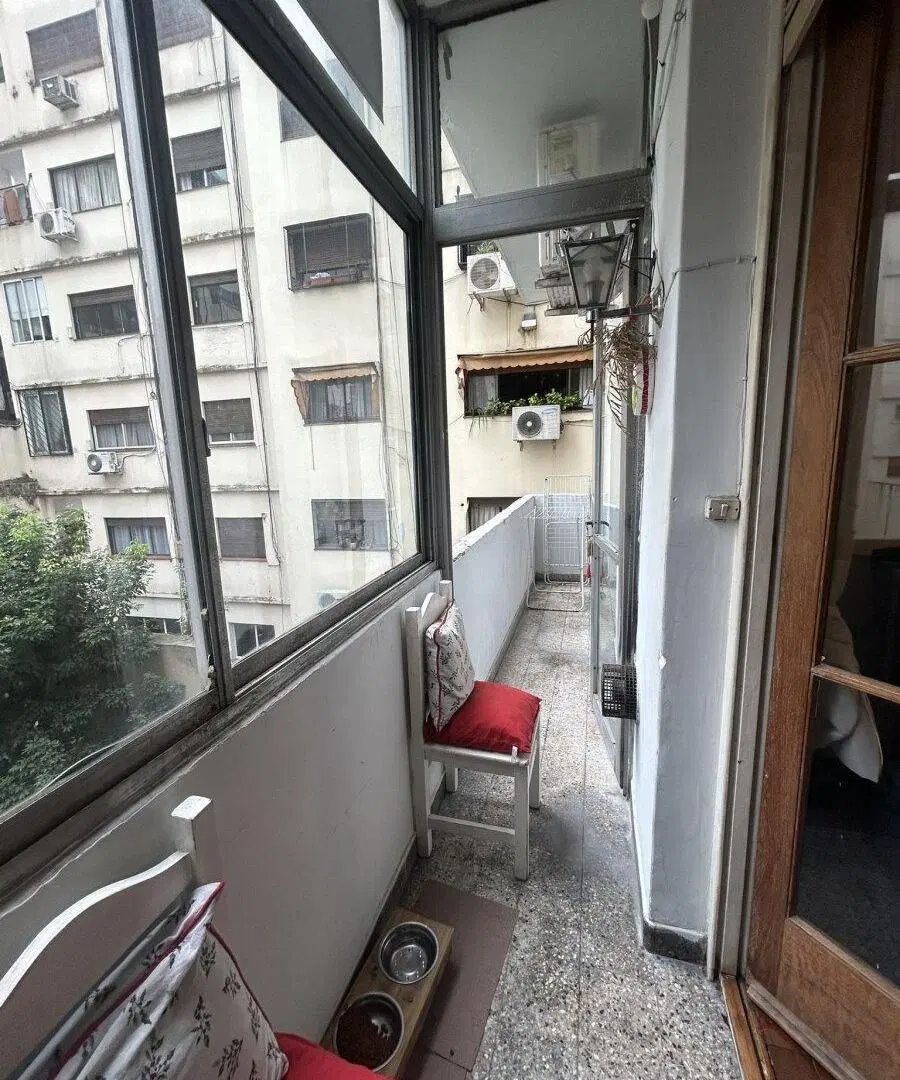 Alquiler amplio departamento tres ambientes 8