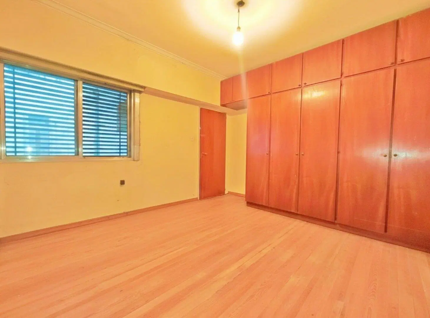 APTA CRÉDITO - Casa en Venta – Lote Propio, 5 Ambientes, Cochera, Patio y Jardín 5